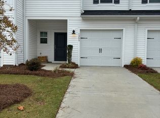 1209 Plumcrest Dr, Charlotte, NC 28216