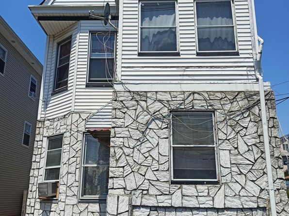65 Bloomfield Ave #1
