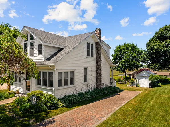 11 Wildwood Road, Old Saybrook, CT 06475