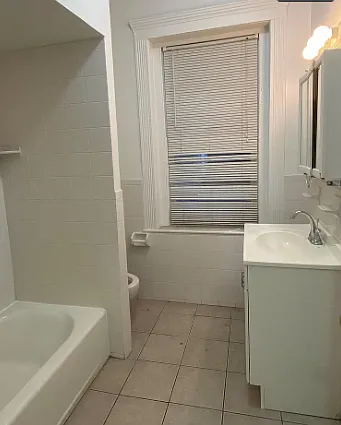 1 bed, $2,400 — Photo 3