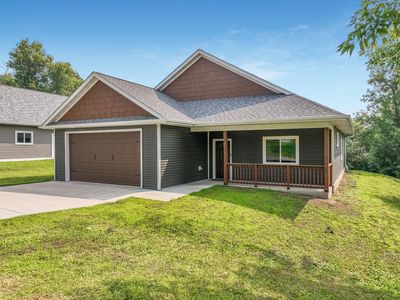 615 S Wisconsin Ave, Rice Lake, WI, 54868