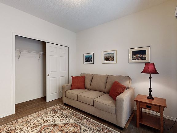 5th image of 43 Canyon Cliff Dr