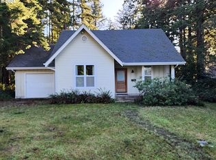 225 18th St, Port Orford, OR
