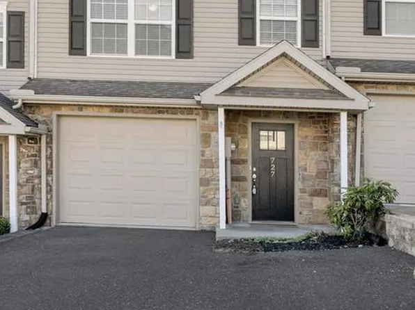 727 Gregs Dr, Harrisburg, PA 17111