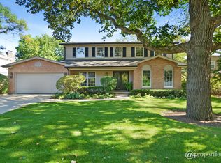 1105 Lampton Ln, Deerfield, IL 60015