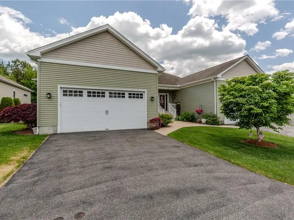 160 Allegra Ln, North Kingstown, RI 02852