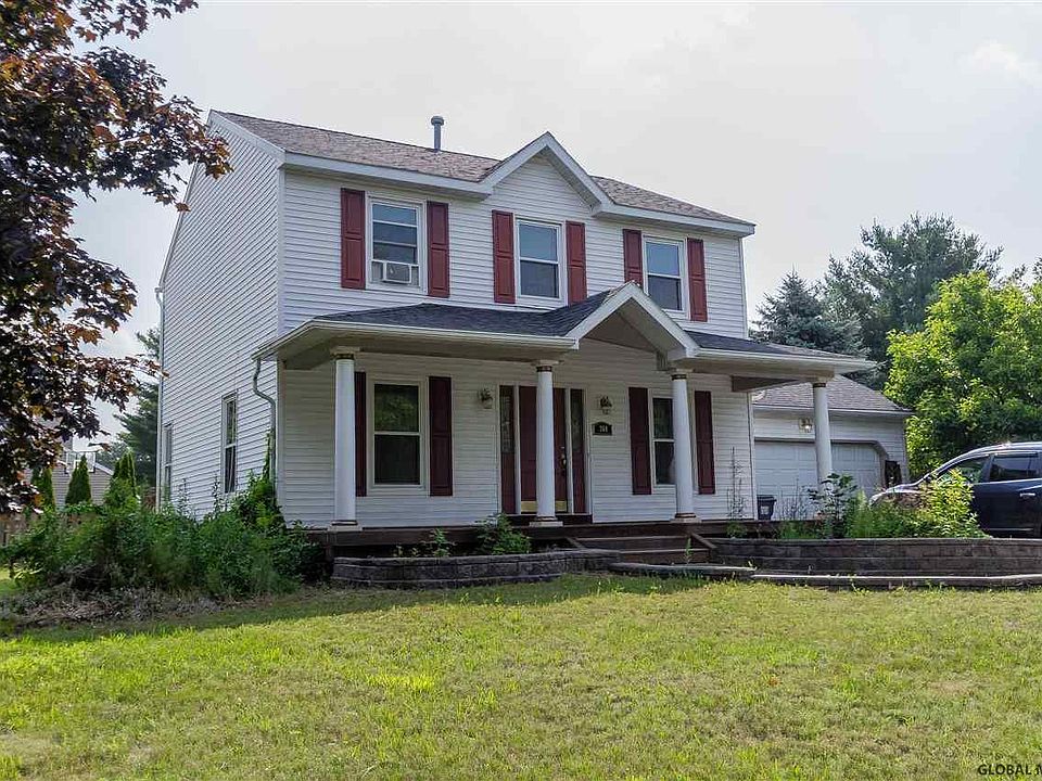 1st image of 304 LEXINGTON Street