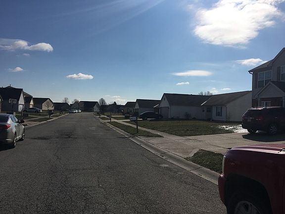 5th image of 11806 Valley Creek North Dr