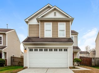 9332 Macquarie Ln, Charlotte, NC 28227