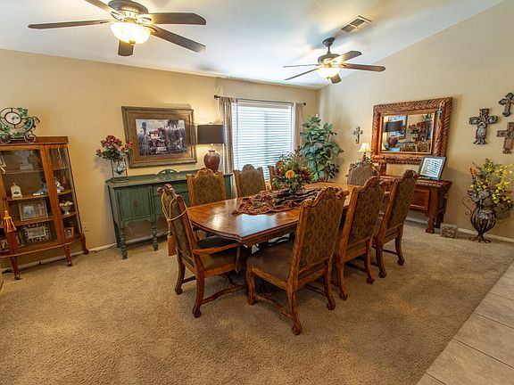 Family/Formal Dining