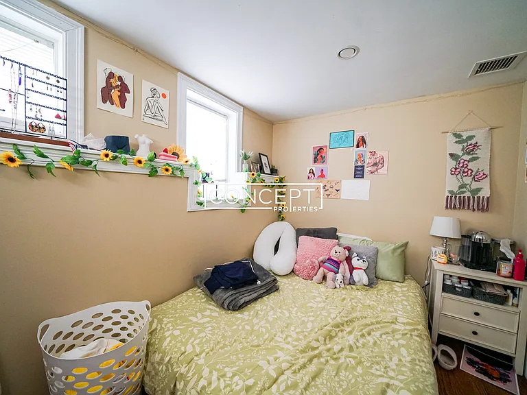 65 Bynner St — Photo 8