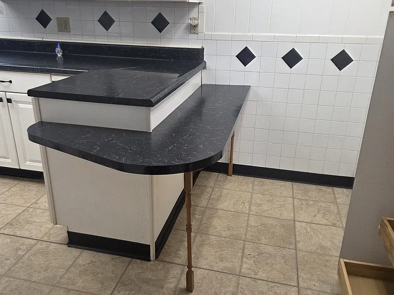 Kitchen Snack Bar with Additional Seating & Prep Space