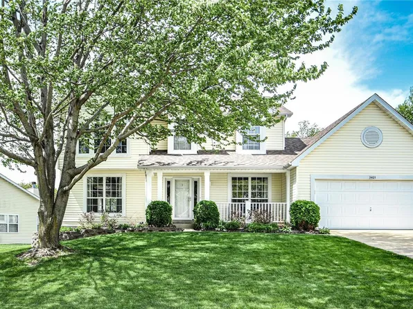 3405 Daybreak Ln, Saint Charles, MO 63303