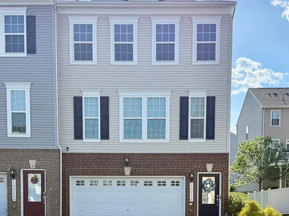 10614 Hinton Way, Manassas, VA 20112
