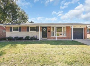 864 Wycliffe Ct, Saint Louis, MO