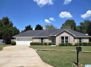 103 Sundance Cir, Hazel Green, AL 35750