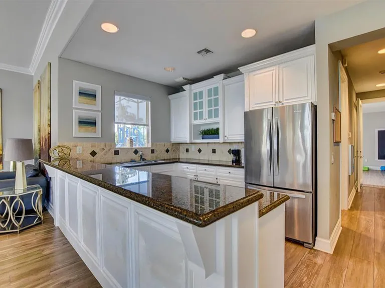 19084 Skyridge Cir — Photo 49
