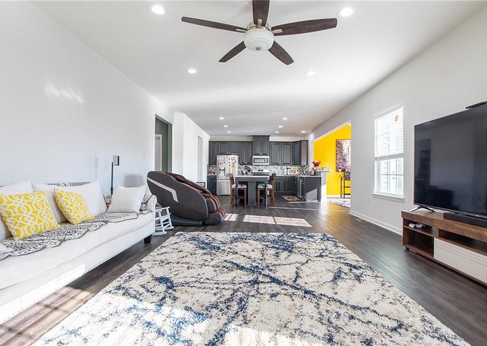 114 Tallowood Dr, Pottstown, PA 19464 MLS 707923 Zillow