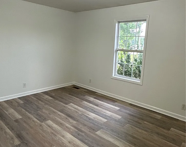 200 Glendale Ave #B — Photo 5
