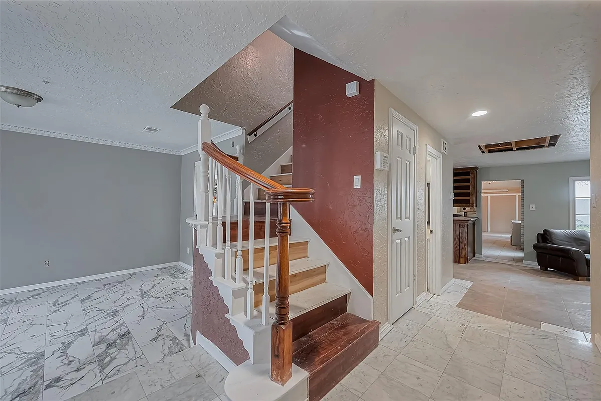 Building Photo - 4015 Black Locust Dr