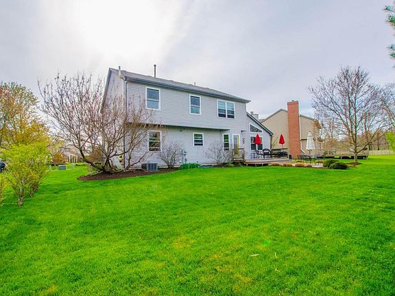 3rd image of 133 Wicklow Dr
