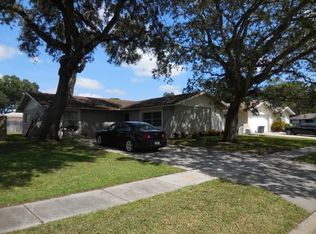 6919 Aberfeldy Ave N, Saint Petersburg, FL 33709