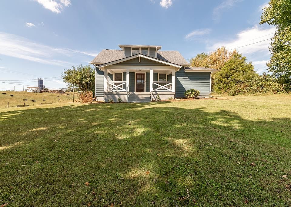 1st image of 22760 Aven Ln