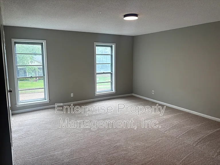 2266 Montego Dr — Photo 35
