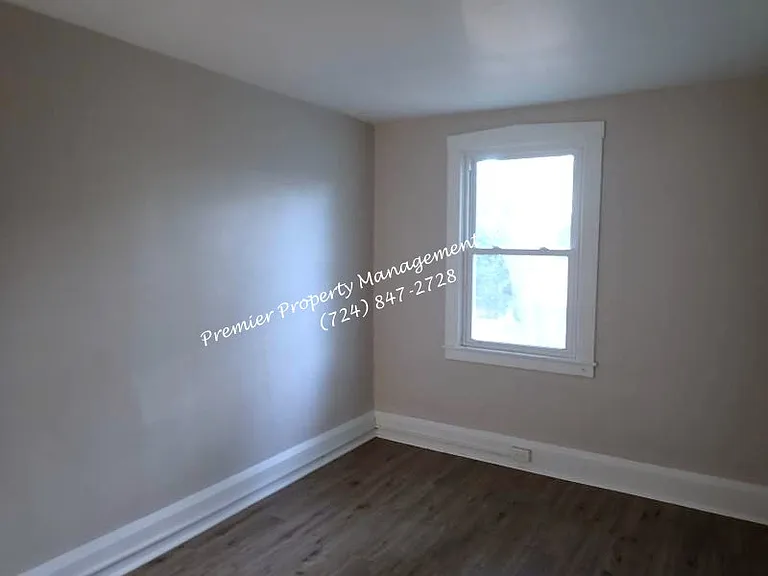 1129 Main St — Photo 7