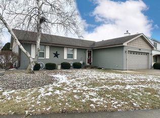 490 Meadows Rd N, Bourbonnais, IL 60914