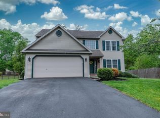 246 Micklitz Dr, Pottstown, PA 19464