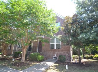 506 N Tunstall Ave, Apex, NC 27502