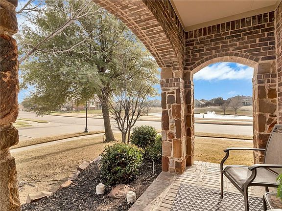 2nd image of 2688 Coral Cove Dr