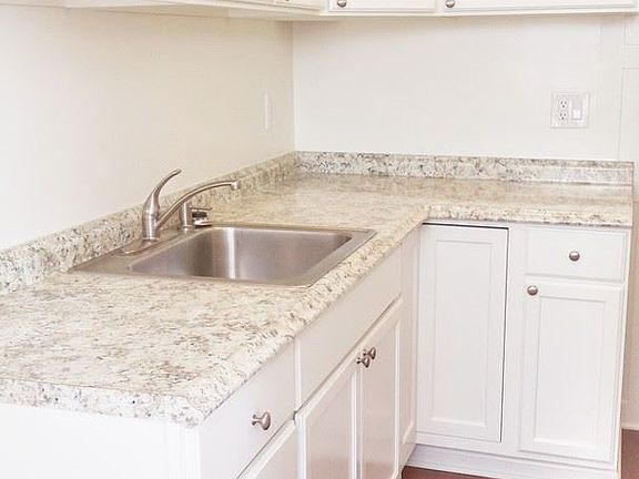 4th image of 801 Gramercy Dr APT 105