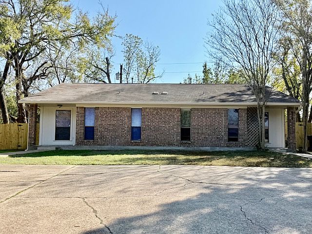 1st image of 730 San Saba Dr