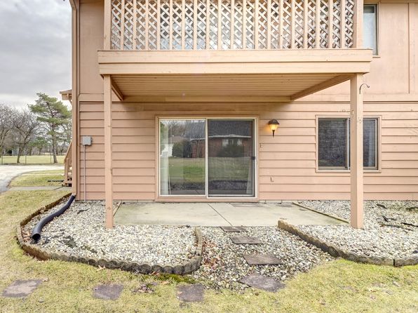 1417 Brookside Dr APT D1, Munster, IN 46321