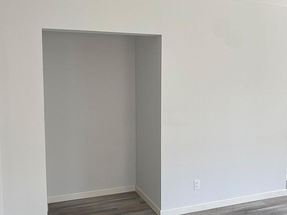 Living room additional space