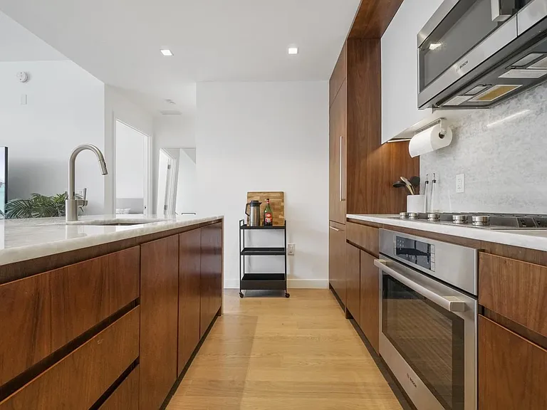 75 Park Ln S #2106 — Photo 6