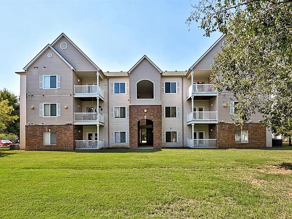 2nd image of 2200 Classen Blvd APT 10121
