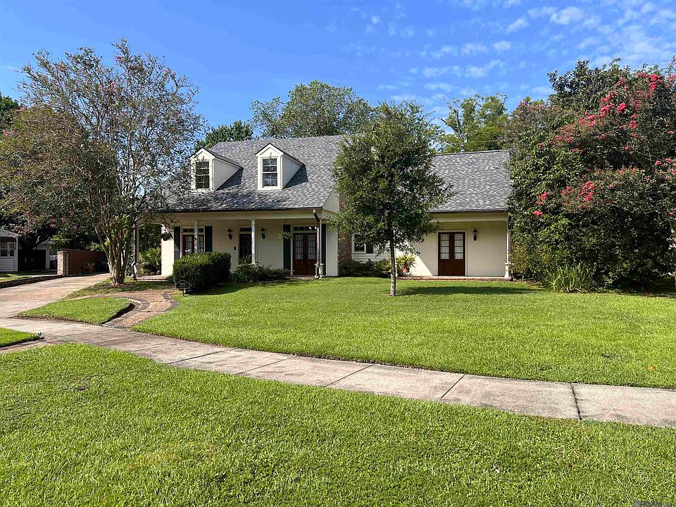 1st image of 6832 S Woodgate Ct