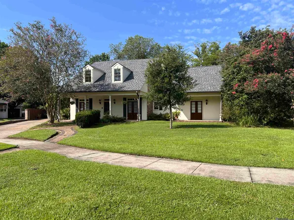 6832 S Woodgate Ct, Baton Rouge, LA 70808