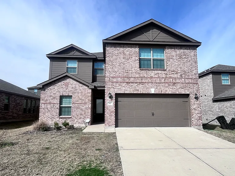 312 Tranquil Ln — Photo 4