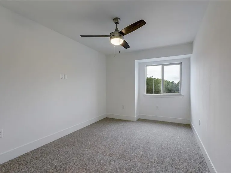 402 Conservation Dr #20 — Photo 20