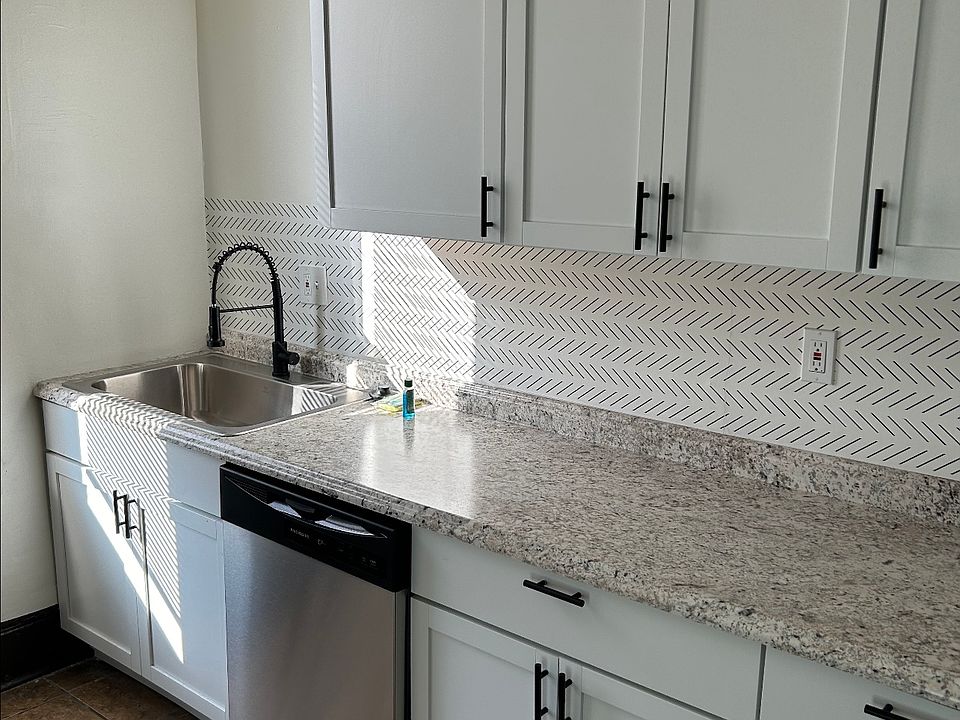 1st image of 2634 Arsenal St #2636