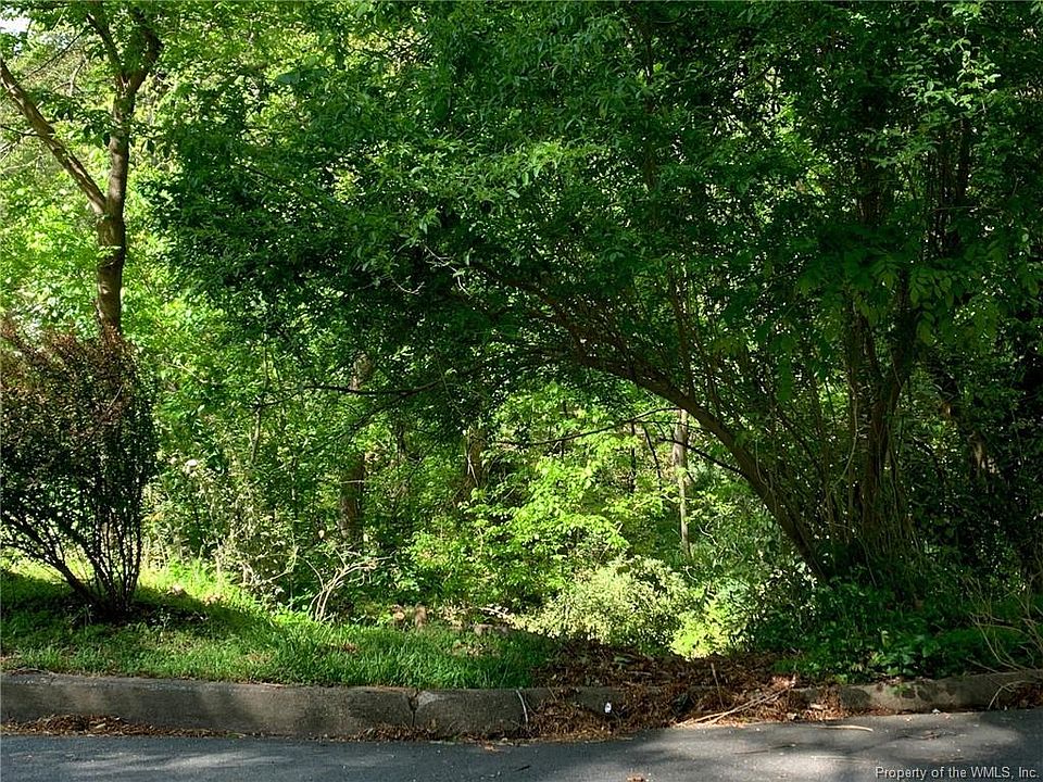 2nd image of 406 Griffin Ave
