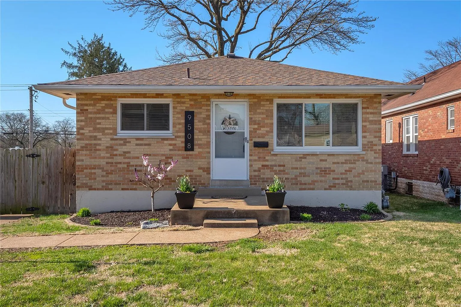 9508 Alpine Dr photo 1