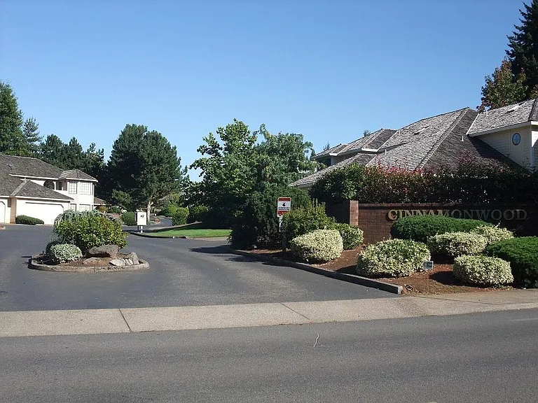 1956 Spicetree Ln SE — Photo 18