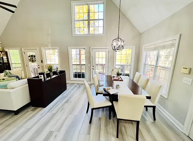 3 bed, 2.5 bath, 1680 sqft, $5,000 — Photo 3