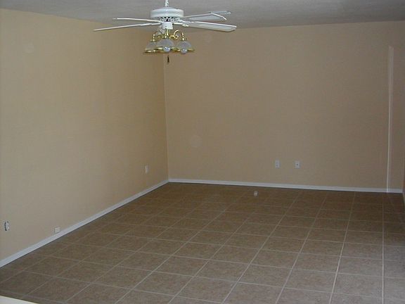 Extra Lrg Dining Room