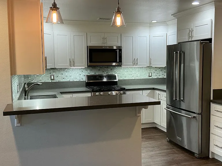 326 S Waverly St #1-4 — Photo 11